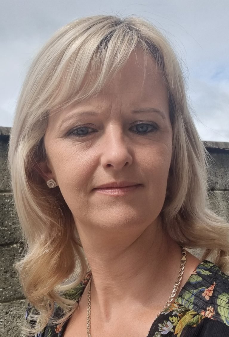 TEACHER AWARDED £26,000 AFTER DENTAL IMPLANT DISASTER LEFT HER IN AGONY