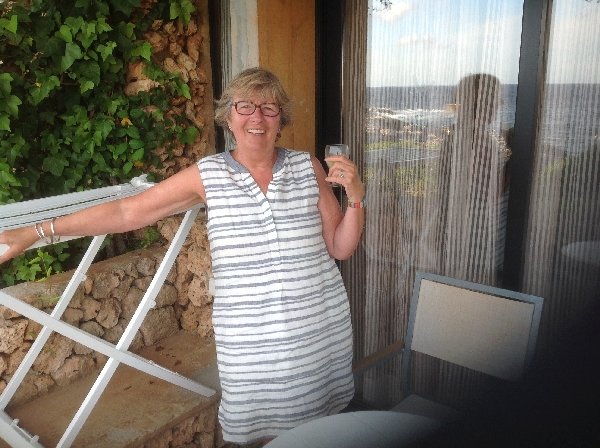 Botched Dental Implants Cause Severe Headaches For Local Lady